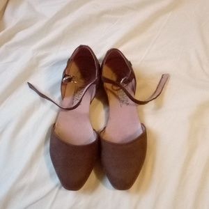 El Naturalista Stella shoes